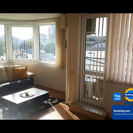Lejlighed Sunlight Apartment Varna